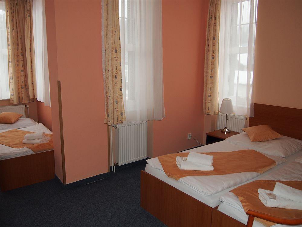 Lyzarska Bouda Domovina Hotel ชปินด์เลอรูฟ มลิน ภายนอก รูปภาพ