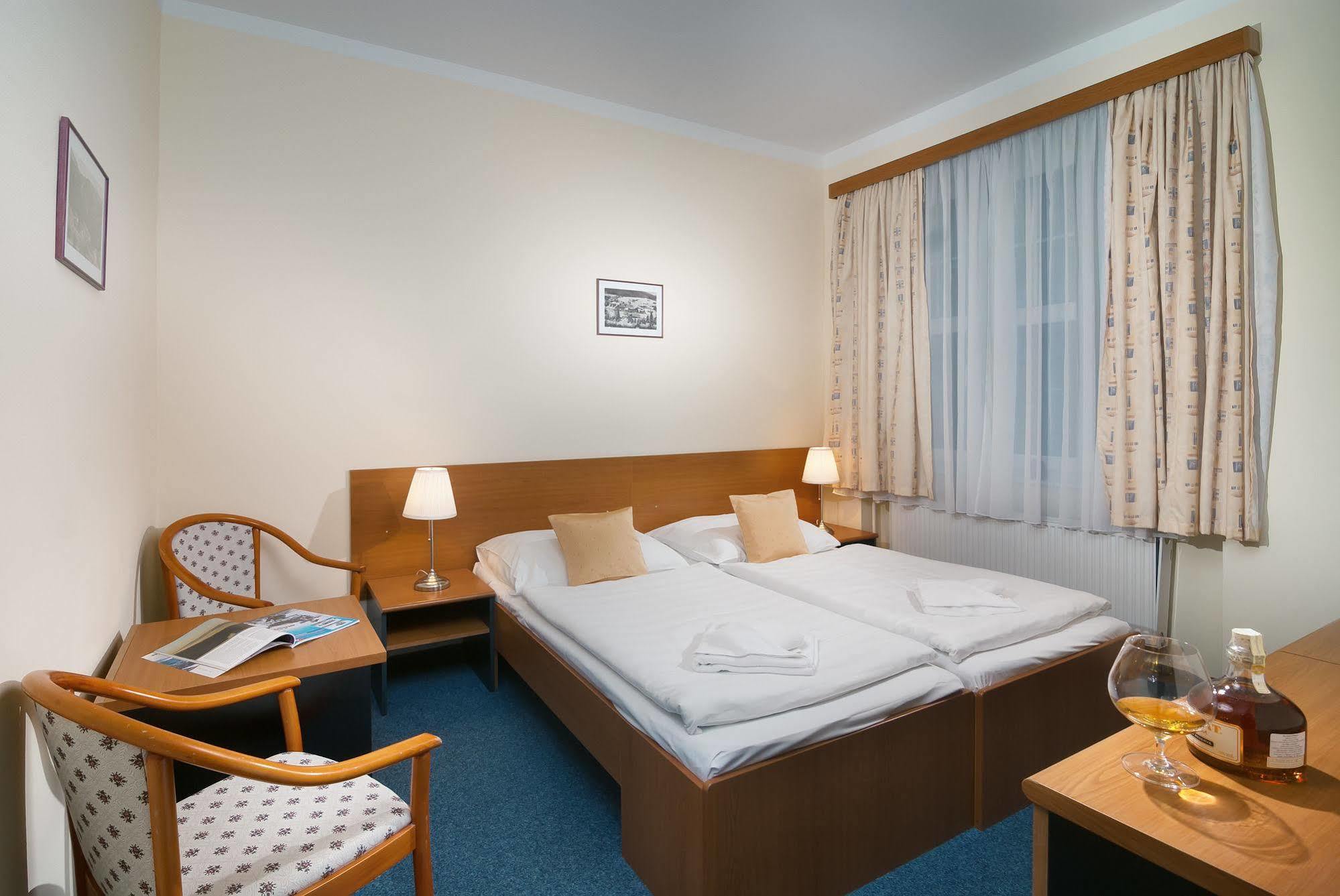 Lyzarska Bouda Domovina Hotel ชปินด์เลอรูฟ มลิน ภายนอก รูปภาพ