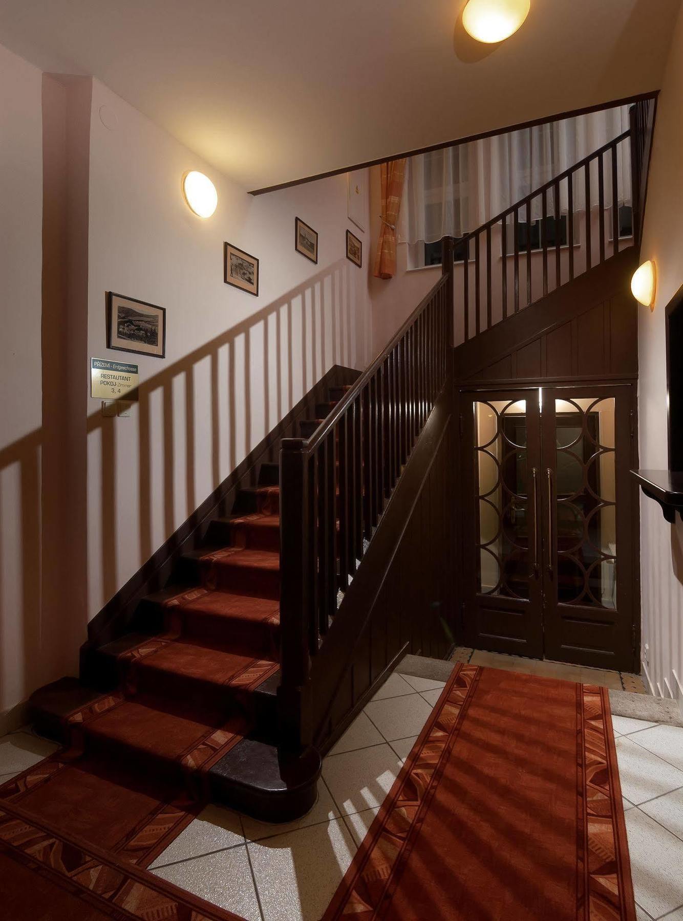 Lyzarska Bouda Domovina Hotel ชปินด์เลอรูฟ มลิน ภายนอก รูปภาพ